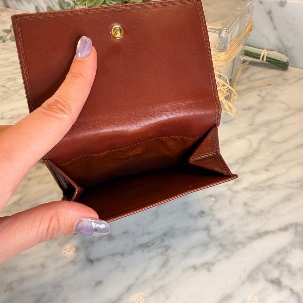 Salvatore Ferragamo Rich Brown Wallet with Gold Clasp EUC - Picture 6 of 6